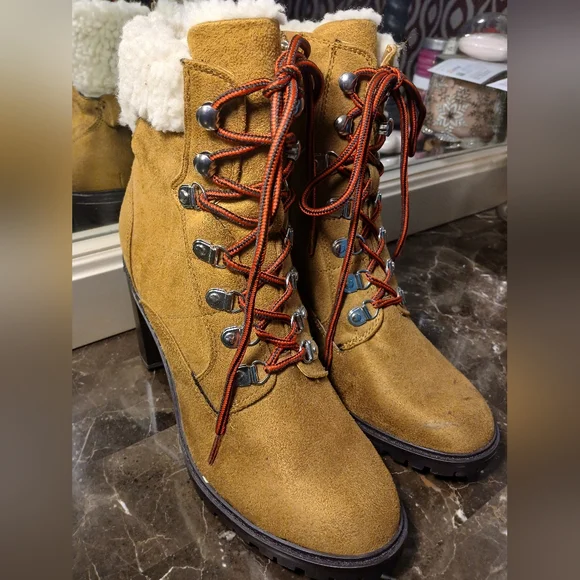 Nine West Tan Suede 4" Block Heel Boots with Red Laces - Picture 3 of 14